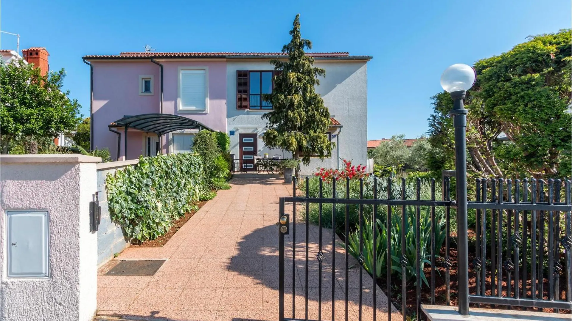 Pet Friendly Apartment In Pula With Wifi