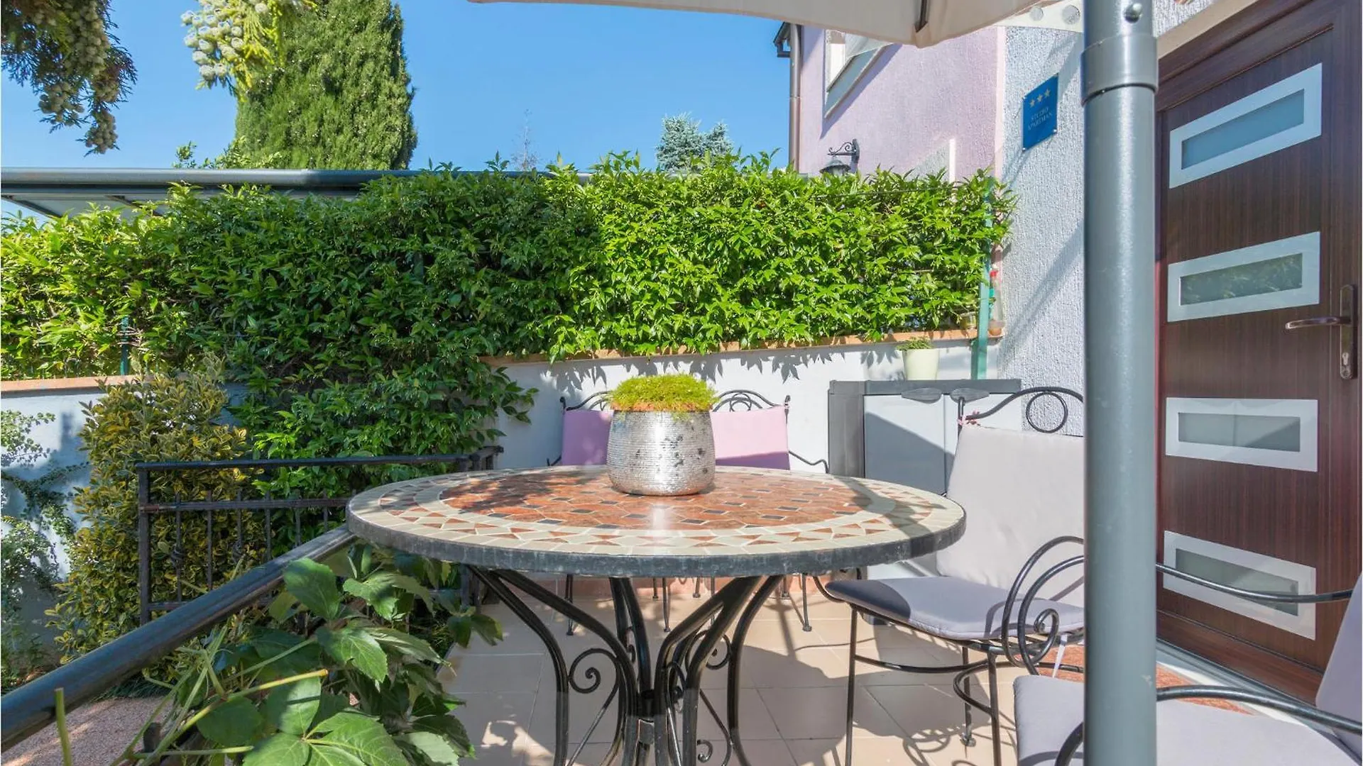 Pet Friendly Apartment In Pula With Wifi 0*,