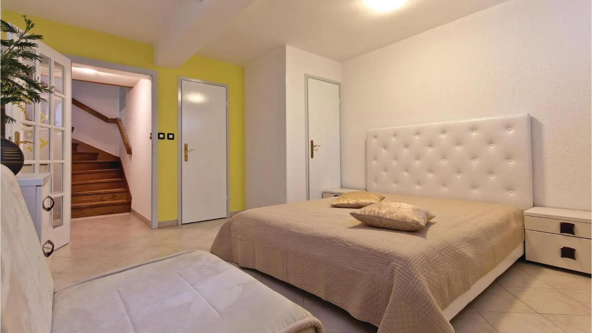 Pet Friendly Apartment In Pula With Wifi 크로아티아